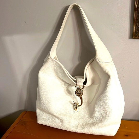 Dooney & Bourke Handbags - DOONEY AND BOURKE BELVEDERE BAG